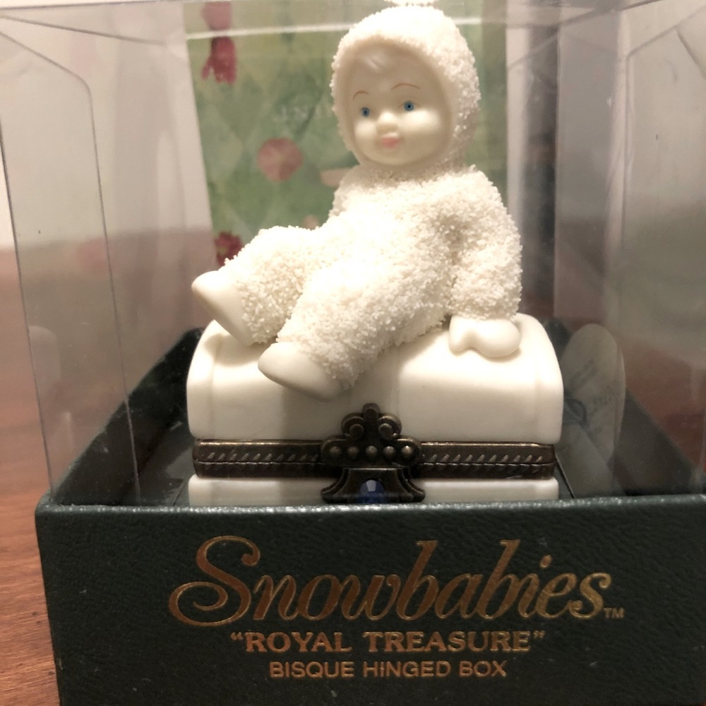 New in Box Snowbaby Hinged Box ROYAL TREASURE